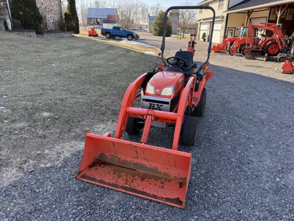 2010 Kubota BX25 Tractor Loader Backhoe - Image 4