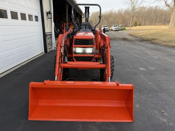 2003 Kubota Grand L3130 Tractor Loader Backhoe - Image 5