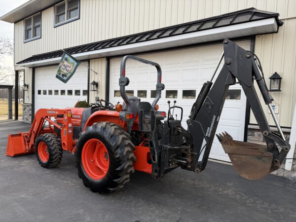 2003 Kubota Grand L3130 Tractor Loader Backhoe - Image 11