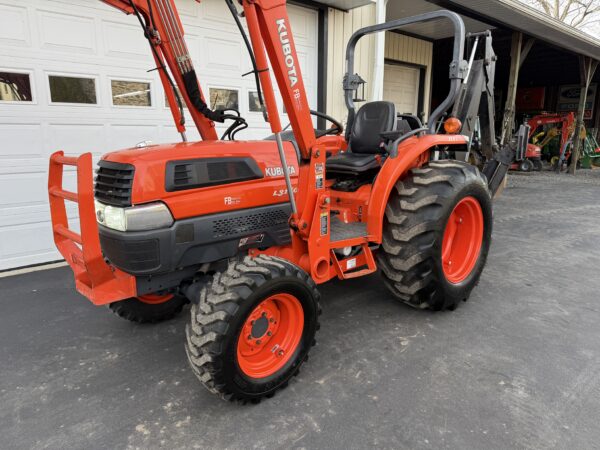 2003 Kubota Grand L3130 Tractor Loader Backhoe - Image 16