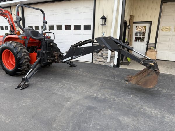 2003 Kubota Grand L3130 Tractor Loader Backhoe - Image 20