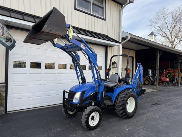 2005 New Holland TC33DA Tractor Loader Backhoe - Image 15