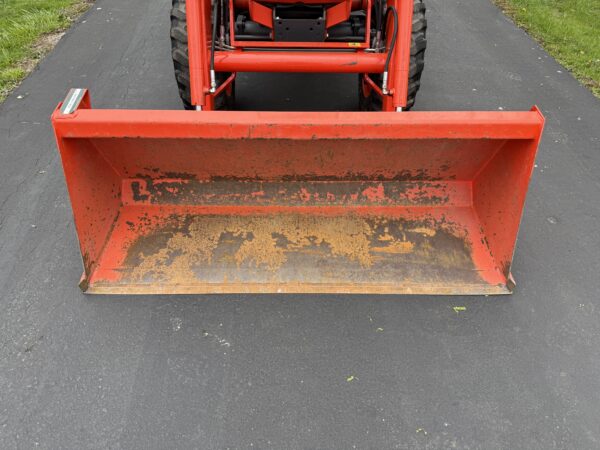 2010 Kubota B3300 Tractor Loader Backhoe - Image 7