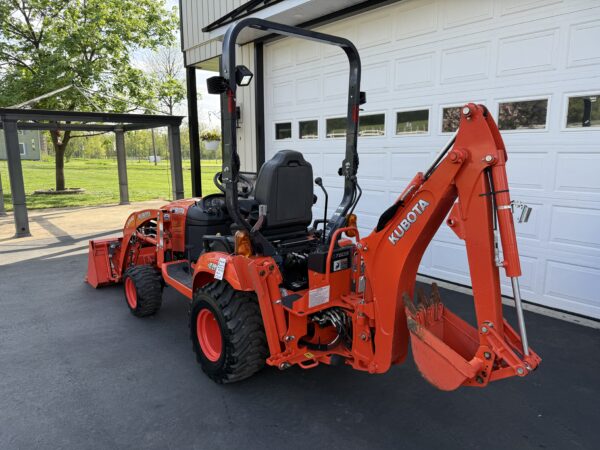 2019 Kubota BX23S Tractor Loader Backhoe - Image 11