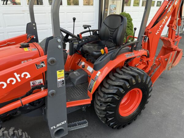 2020 Kubota B26 Tractor Loader Backhoe - Image 9