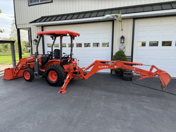 2020 Kubota B26 Tractor Loader Backhoe - Image 15