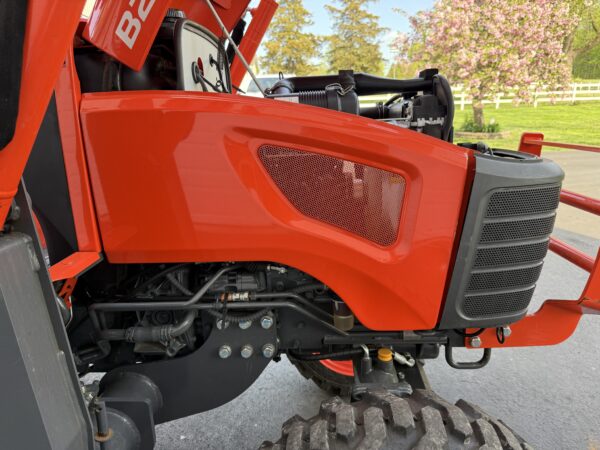 2020 Kubota B26 Tractor Loader Backhoe - Image 24