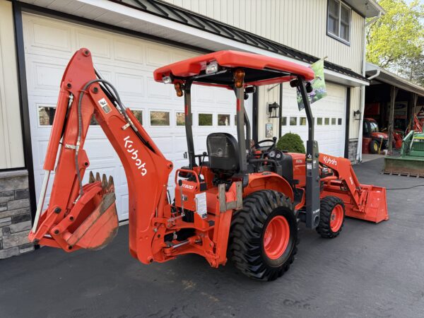2020 Kubota B26 Tractor Loader Backhoe - Image 30