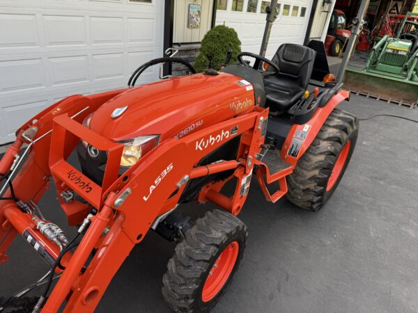 2021 Kubota LX2610 Tractor Loader Grapple - Image 8