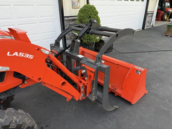 2021 Kubota LX2610 Tractor Loader Grapple - Image 26