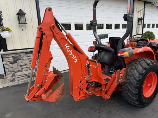 2023 Kubota L2501 Tractor Loader Backhoe - Image 32