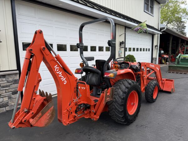 2023 Kubota L2501 Tractor Loader Backhoe - Image 33