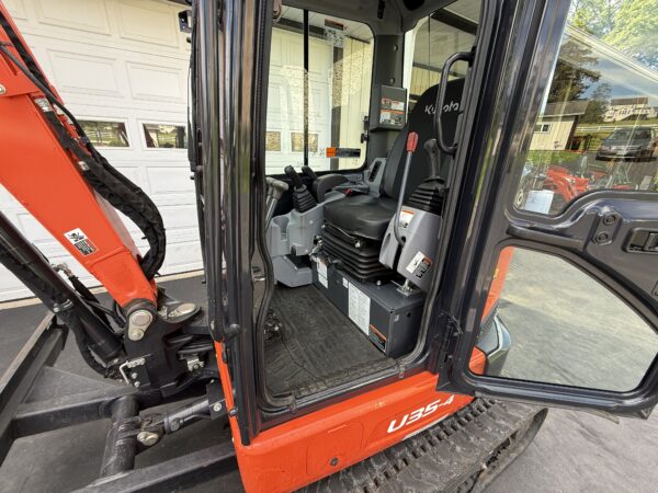 2023 Kubota U35-4 Mini Excavator - Image 18