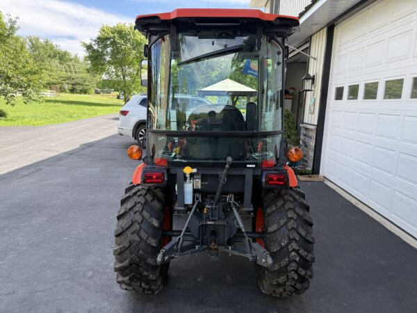 2022 Kubota LX3310 Tractor Loader Cab - Image 12