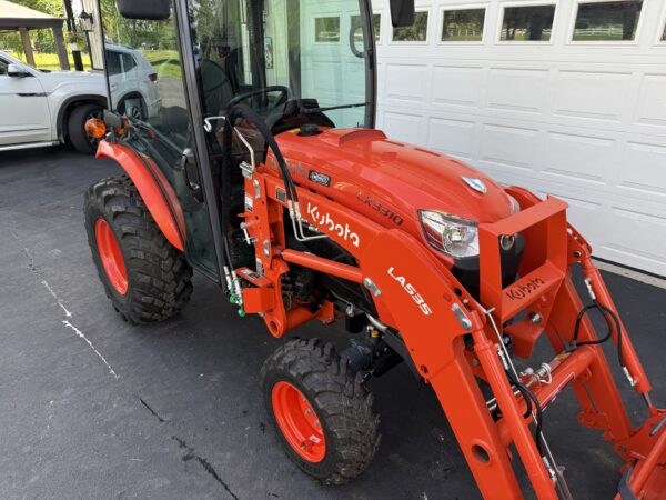 2022 Kubota LX3310 Tractor Loader Cab - Image 21