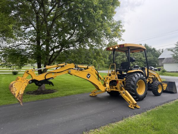 2006 John Deere 110 Tractor Loader Backhoe - Image 14