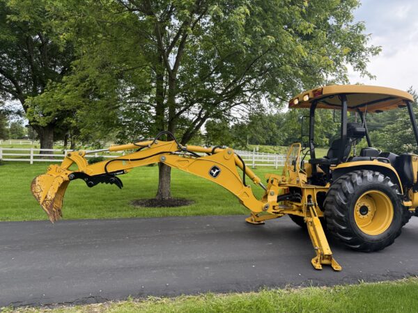 2006 John Deere 110 Tractor Loader Backhoe - Image 15