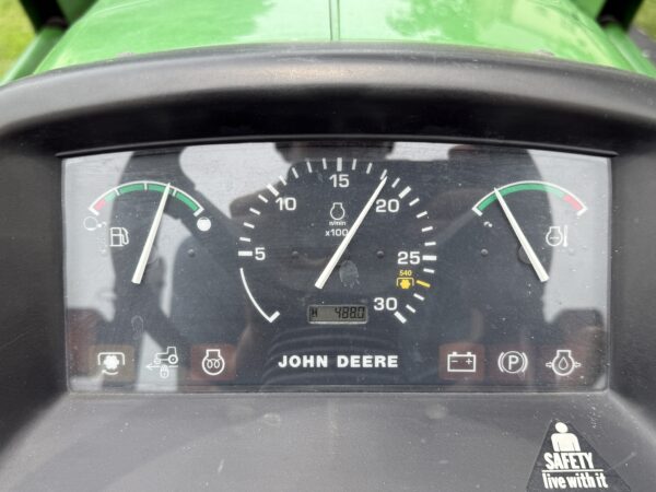 2000 John Deere 4400 Tractor Loader Backhoe - Image 31