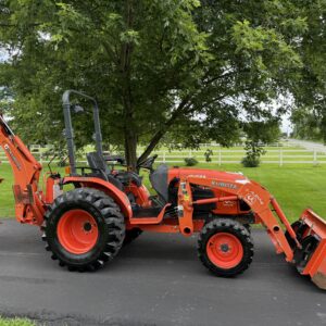 2010 Kubota B3300 Tractor Loader Backhoe