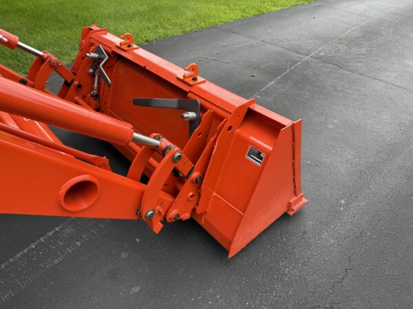 2023 Kubota B26 Tractor Loader Backhoe - Image 14