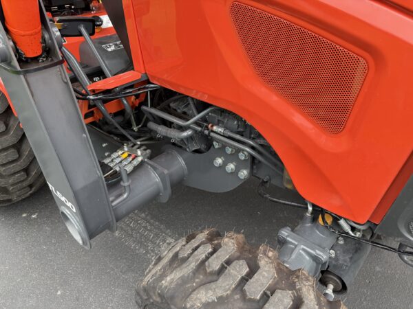 2023 Kubota B26 Tractor Loader Backhoe - Image 18
