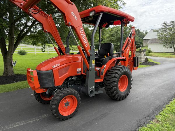 2023 Kubota B26 Tractor Loader Backhoe - Image 27