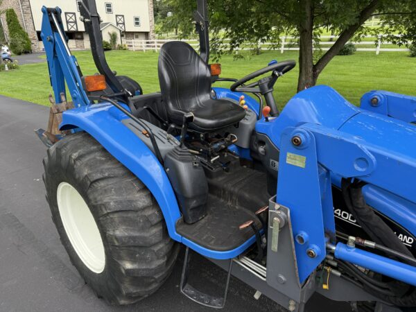 2000 New Holland TC40D Tractor Loader Backhoe - Image 10