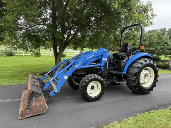 2002 New Holland TC45D Tractor Loader - Image 13