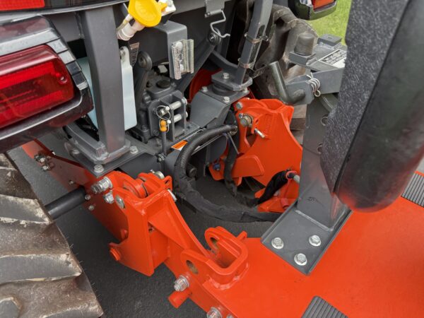 2018 Kubota B2650 Tractor Loader Backhoe Factory Cab - Image 26
