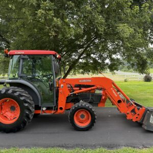 2003 Kubota Grand L5030 Tractor Cab Loader