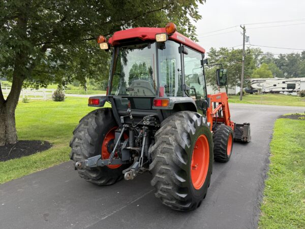 2003 Kubota Grand L5030 Tractor Cab Loader - Image 5