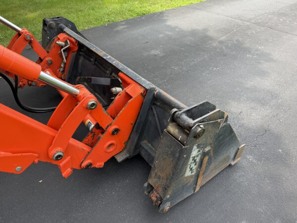 2003 Kubota Grand L5030 Tractor Cab Loader - Image 14