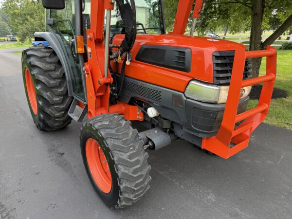 2003 Kubota Grand L5030 Tractor Cab Loader - Image 19