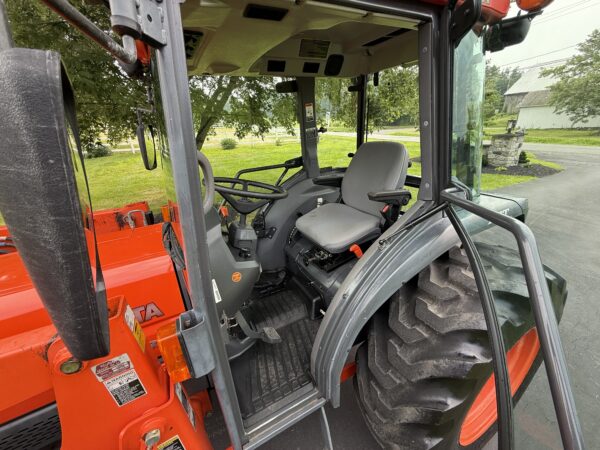 2003 Kubota Grand L5030 Tractor Cab Loader - Image 27