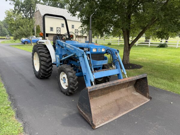 1998 New Holland 1920 Tractor Loader - Image 8