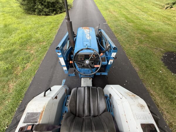 1998 New Holland 1920 Tractor Loader - Image 25