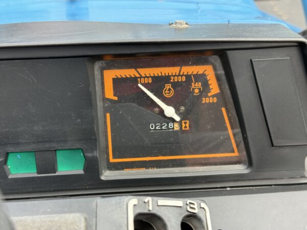 1998 New Holland 1920 Tractor Loader - Image 26