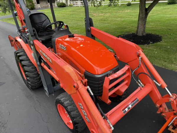 2020 Kubota B26 Tractor Loader Backhoe - Image 9