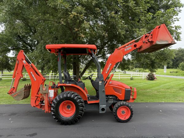 2020 Kubota B26 Tractor Loader Backhoe - Image 13