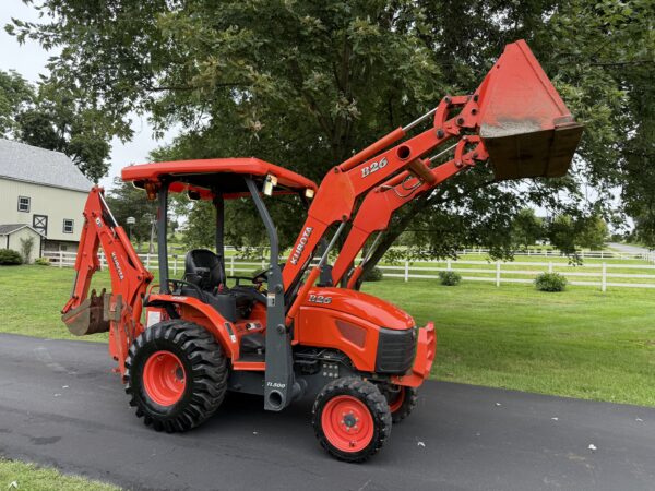 2020 Kubota B26 Tractor Loader Backhoe - Image 14