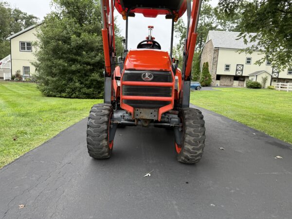2020 Kubota B26 Tractor Loader Backhoe - Image 16