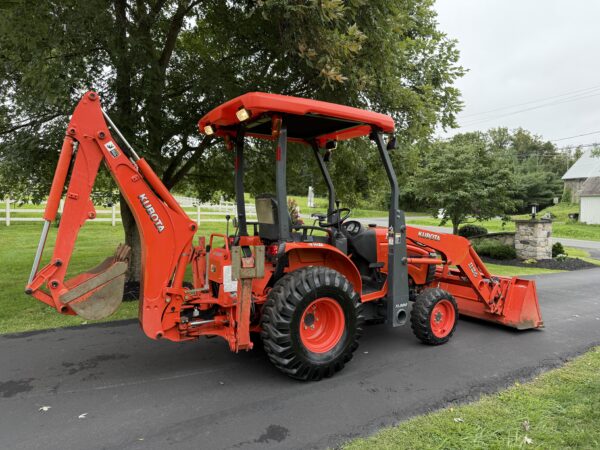 2020 Kubota B26 Tractor Loader Backhoe - Image 18