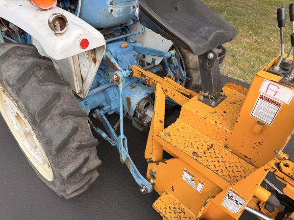 1981 Ford 1300 Tractor Loader Backhoe - Image 22