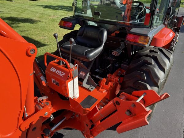 2020 Kubota L3560 Limited Edition Tractor Loader Backhoe - Image 16