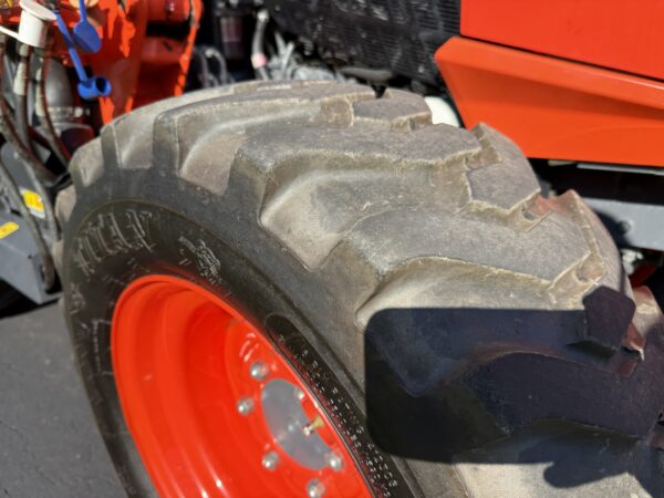 2020 Kubota L3560 Limited Edition Tractor Loader Backhoe - Image 19