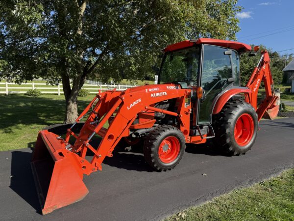 2020 Kubota L3560 Limited Edition Tractor Loader Backhoe - Image 23
