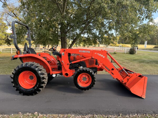 2012 Kubota L3800 Tractor Loader - Image 12