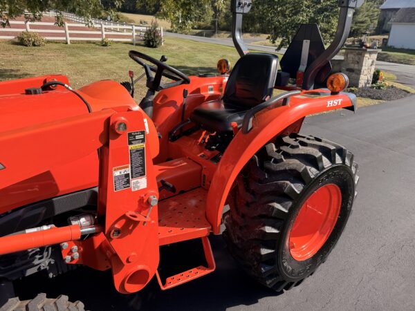 2012 Kubota L3800 Tractor Loader - Image 20