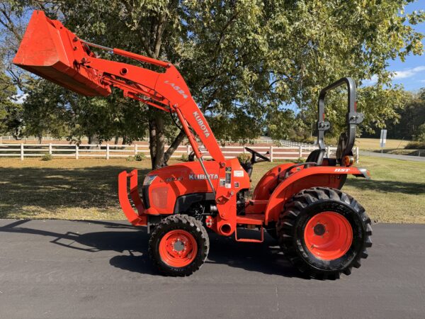 2012 Kubota L3800 Tractor Loader - Image 25