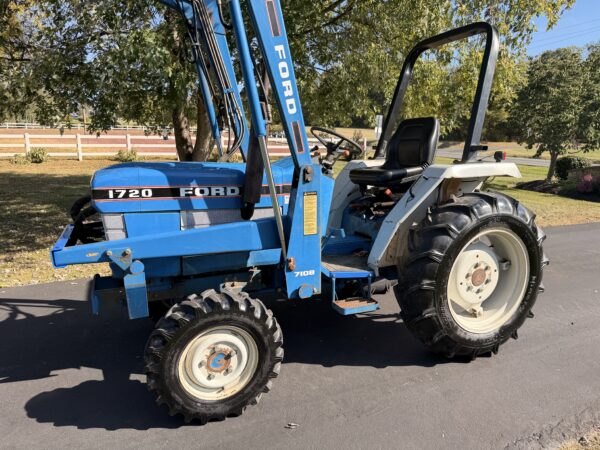 1989 Ford 1720 Tractor Loader - Image 23